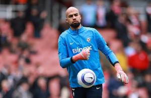 记者：桑切斯加盟科莫后，切尔西国际外租名额仅剩1个